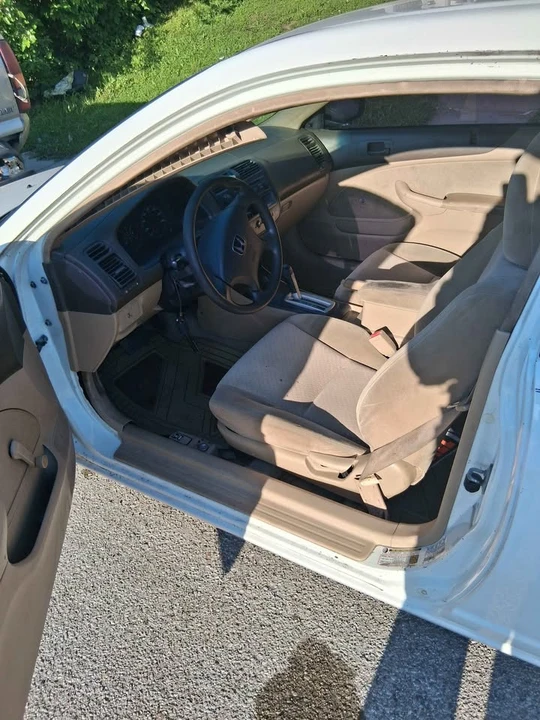 2004 Honda Civic 7th Gen - Image 3 of 3