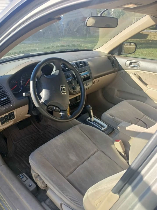 2004 Honda Civic 7th Gen - Image 4 of 10