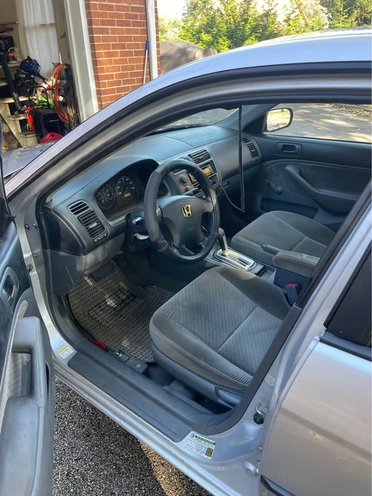 2004 Honda Civic 7th Gen - Image 6 of 14