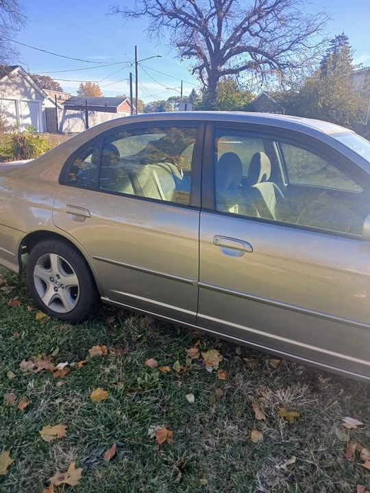 2004 Honda Civic 7th Gen - Image 3 of 10
