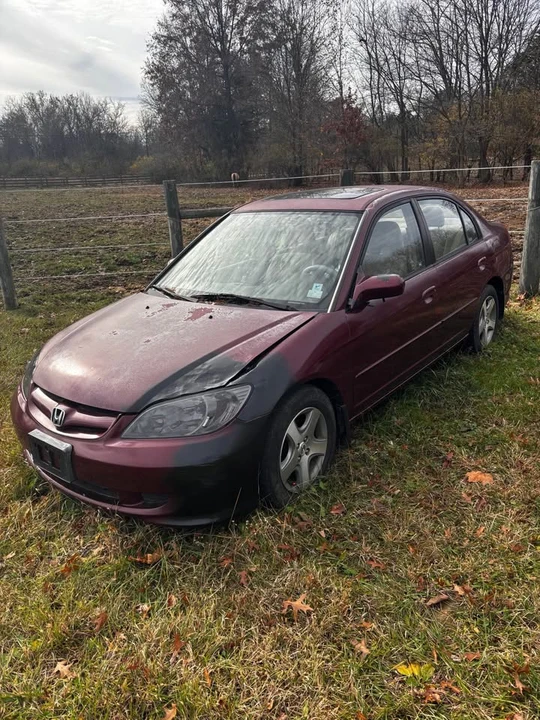 2004 Honda Civic 7th Gen - Image 2 of 7
