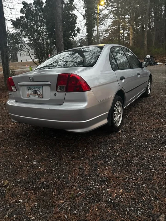 2004 Honda Civic 7th Gen - Image 3 of 9