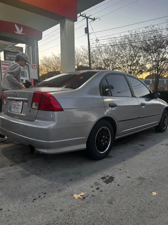2004 Honda Civic 7th Gen - Image 5 of 8