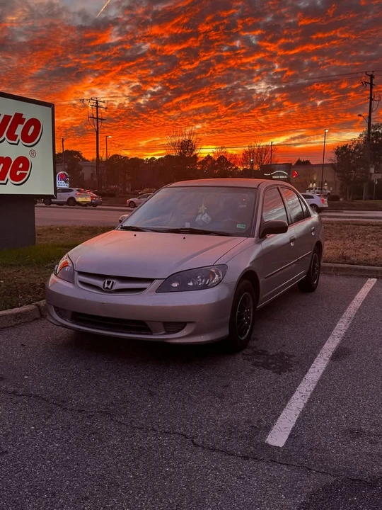 2004 Honda Civic 7th Gen - Image 2 of 8