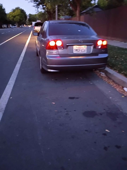2004 Honda Civic 7th Gen - Image 2 of 5