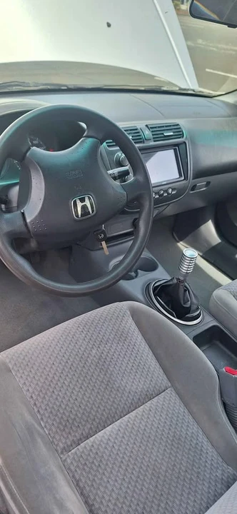 2004 Honda Civic 7th Gen - Image 3 of 8