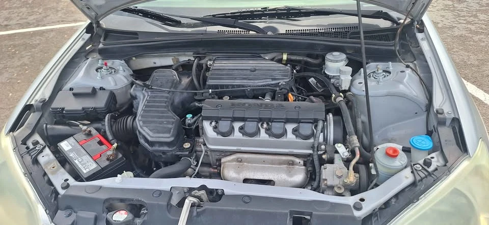 2004 Honda Civic 7th Gen - Image 5 of 8