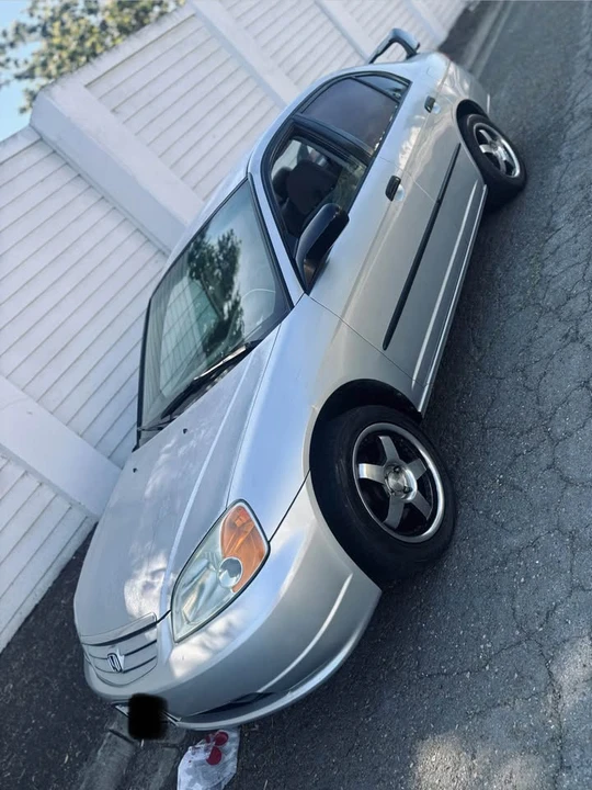 2004 Honda Civic 7th Gen - Image 7 of 17