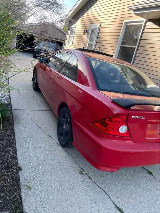2004 Honda Civic 7th Gen - Image 4 of 7