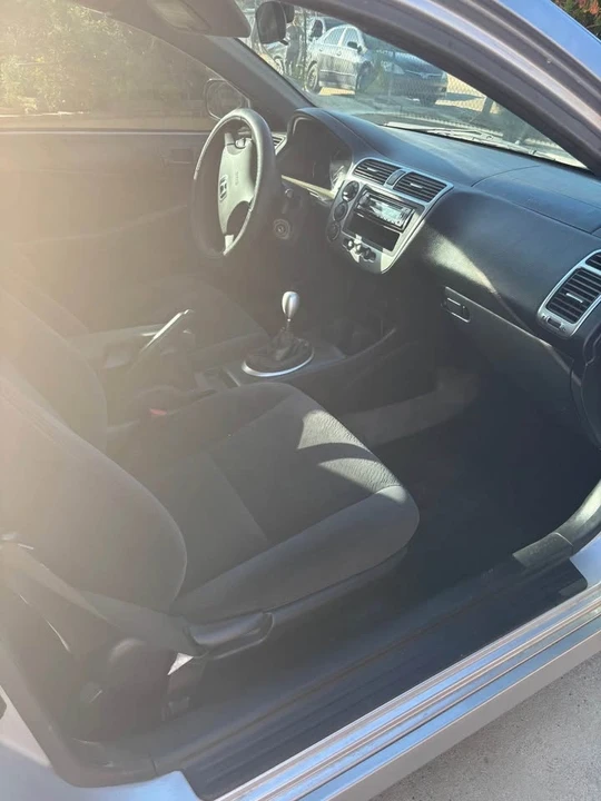 2004 Honda Civic 7th Gen - Image 4 of 10