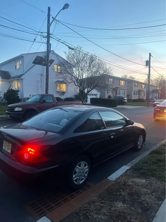 2004 Honda Civic 7th Gen - Image 2 of 7