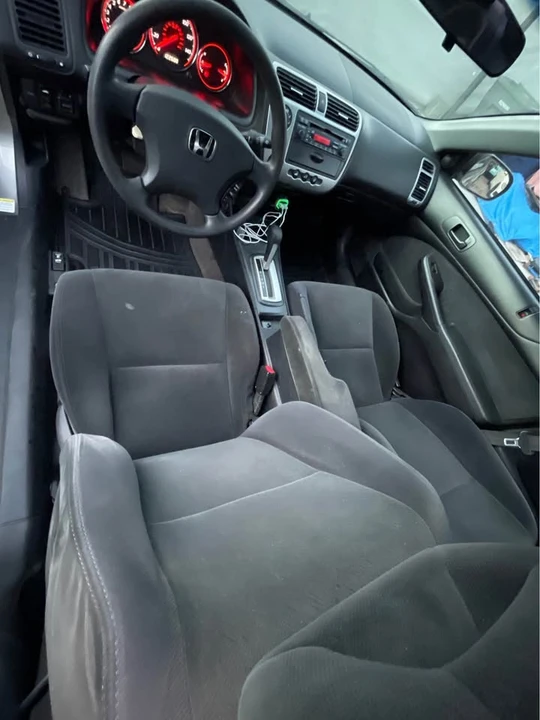 2004 Honda Civic 7th Gen - Image 5 of 8