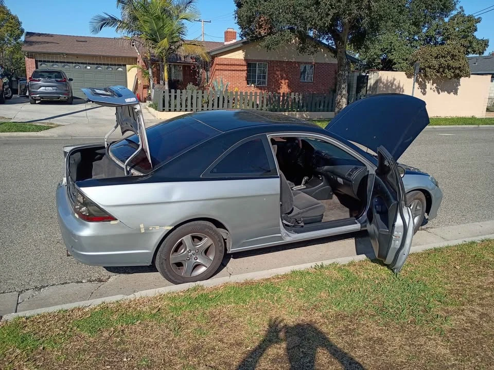 2004 Honda Civic 7th Gen - Image 2 of 8