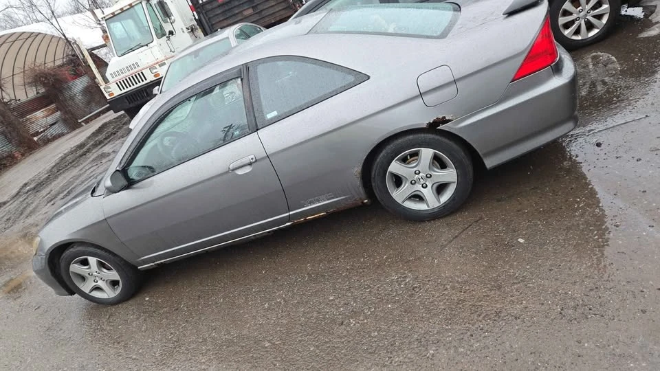 2004 Honda Civic 7th Gen - Image 2 of 5