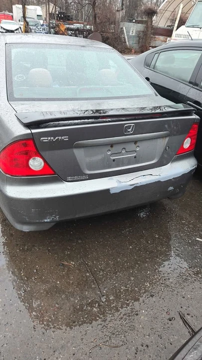 2004 Honda Civic 7th Gen - Image 3 of 5