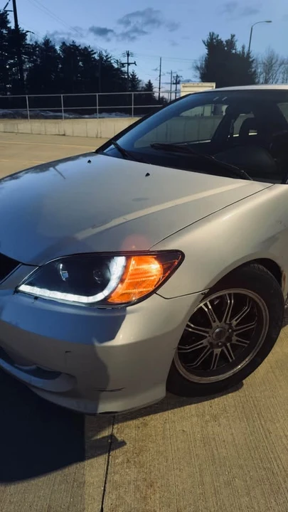 2004 Honda Civic 7th Gen - Image 8 of 20