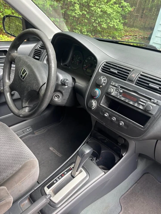 2004 Honda Civic 7th Gen - Image 4 of 5
