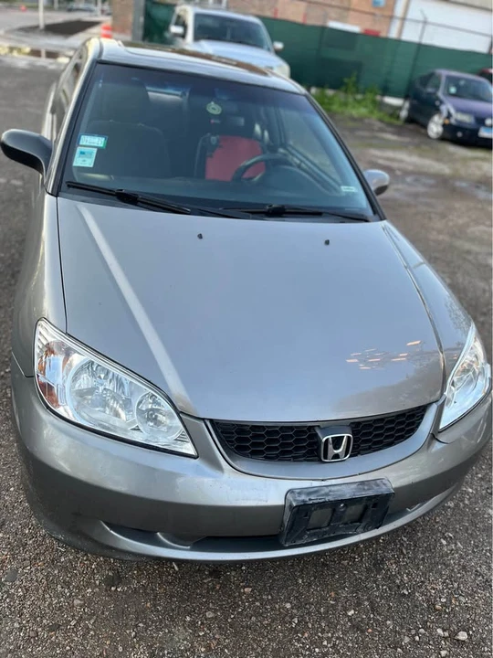 2004 Honda Civic 7th Gen - Image 4 of 9