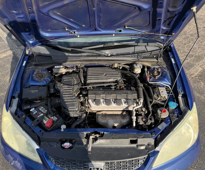 2004 Honda Civic 7th Gen - Image 5 of 9