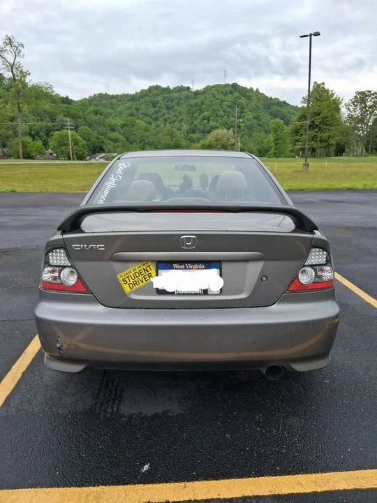 2004 Honda Civic 7th Gen - Image 4 of 6