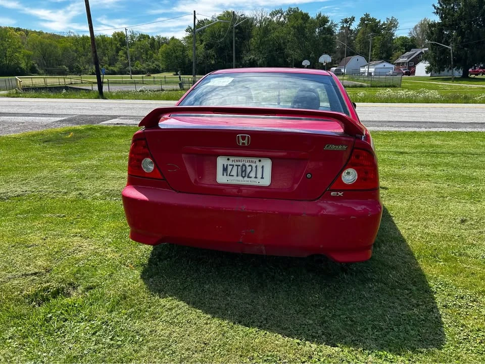 2004 Honda Civic 7th Gen - Image 2 of 9