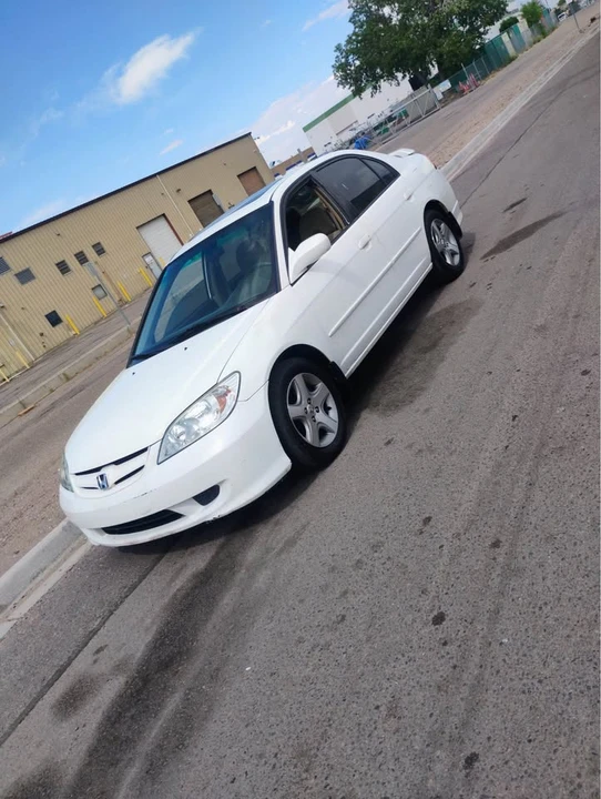 2004 Honda Civic 7th Gen - Image 2 of 8