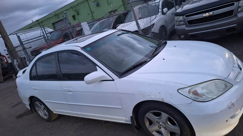 2004 Honda Civic 7th Gen - Image 7 of 8