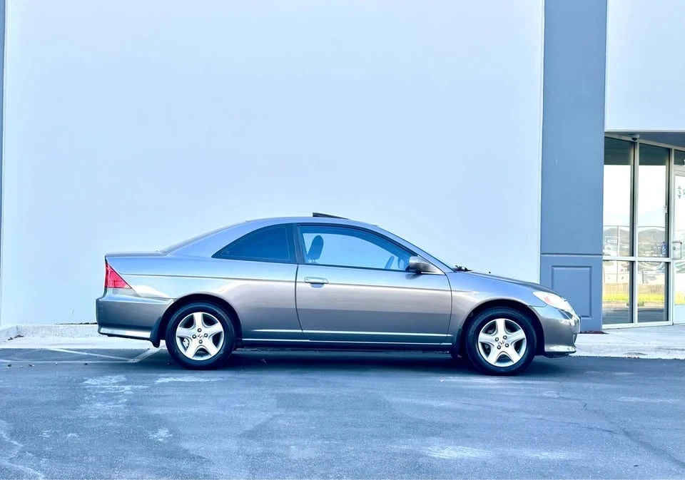 2004 Honda Civic 7th Gen - Image 13 of 19