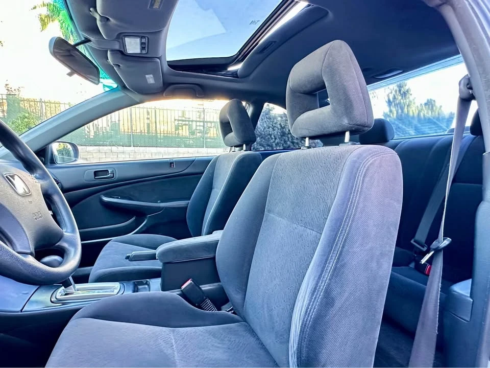 2004 Honda Civic 7th Gen - Image 9 of 19