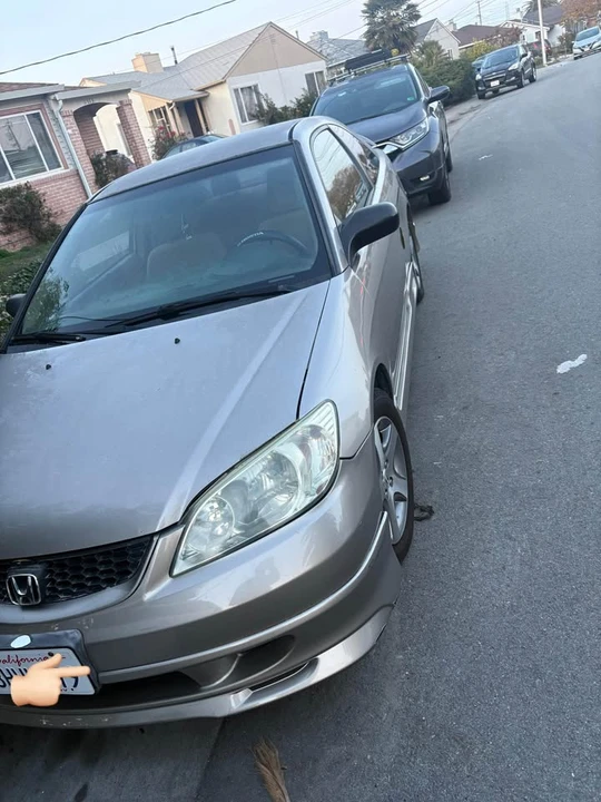 2004 Honda Civic 7th Gen - Image 3 of 6