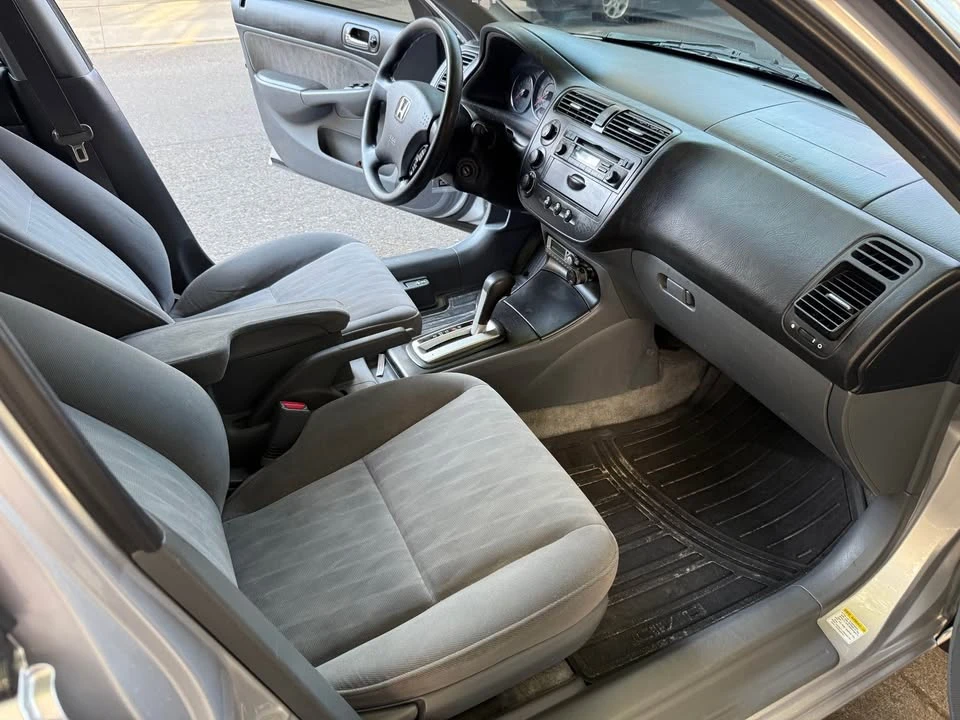 2004 Honda Civic 7th Gen - Image 2 of 5