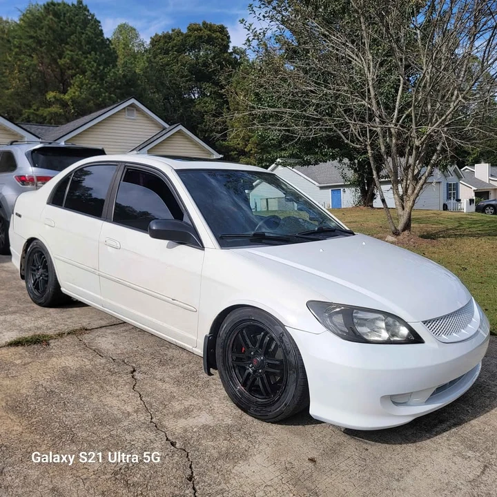 2004 Honda Civic 7th Gen - Image 2 of 9