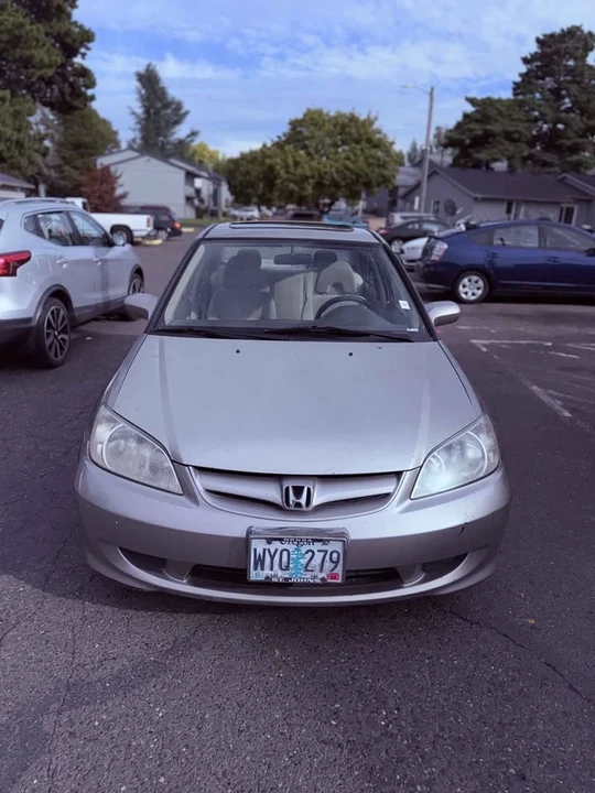 2004 Honda Civic 7th Gen - Image 3 of 10