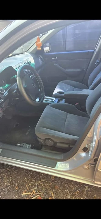 2004 Honda Civic 7th Gen - Image 4 of 5