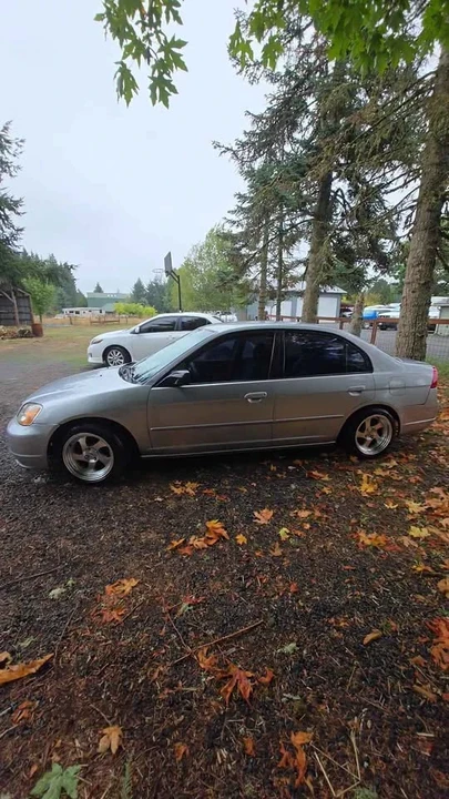 2004 Honda Civic 7th Gen - Image 2 of 5