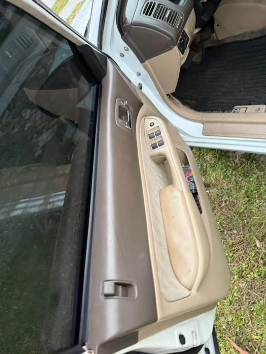 2004 Honda Civic 7th Gen - Image 4 of 6