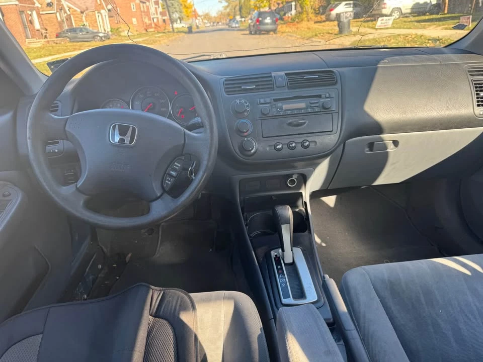 2004 Honda Civic 7th Gen - Image 9 of 11