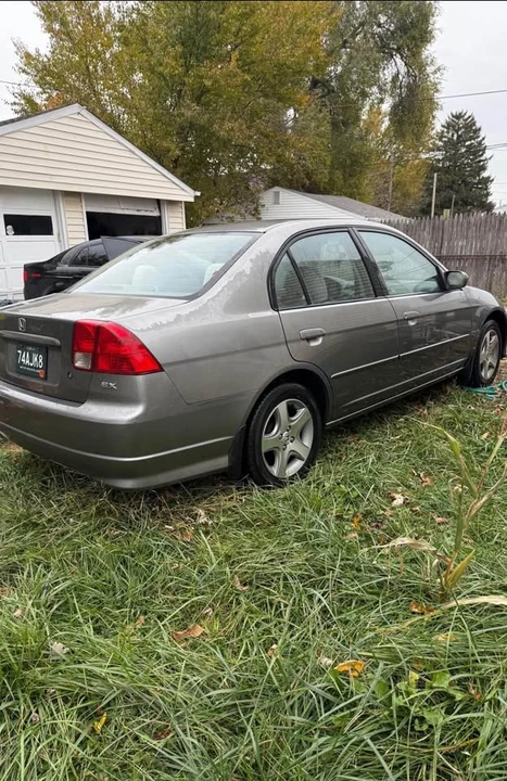 2004 Honda Civic 7th Gen - Image 4 of 4