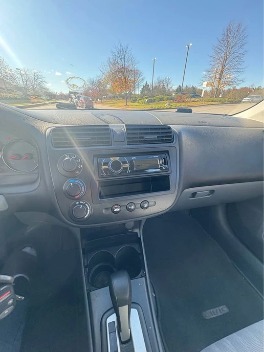2004 Honda Civic 7th Gen - Image 8 of 9