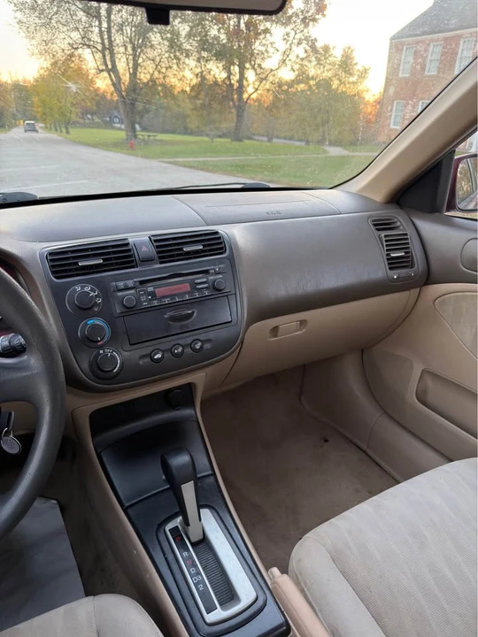 2004 Honda Civic 7th Gen - Image 11 of 13