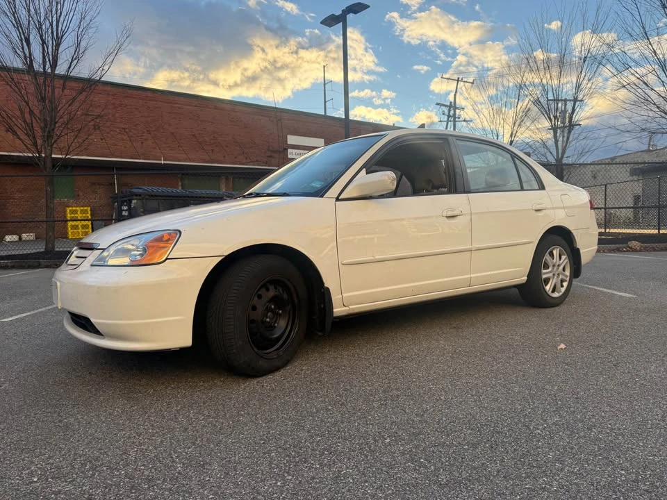 2004 Honda Civic 7th Gen - Image 2 of 7