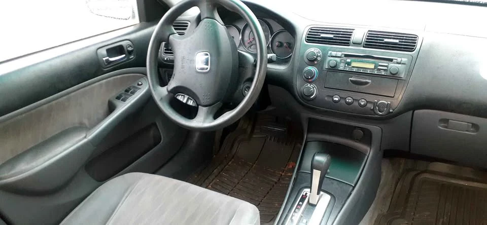 2004 Honda Civic 7th Gen - Image 8 of 12