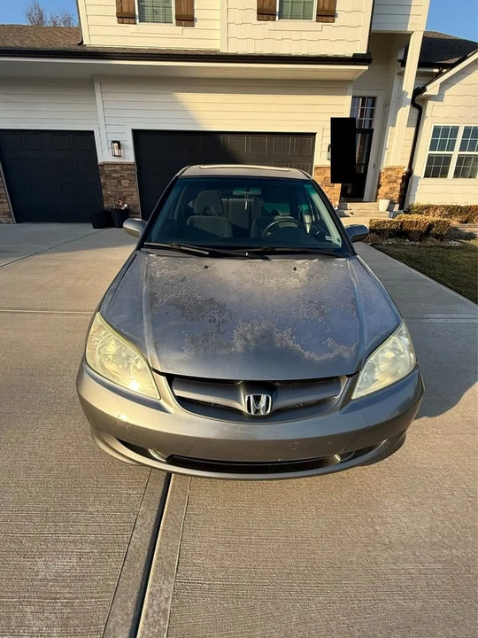 2004 Honda Civic 7th Gen - Image 9 of 13
