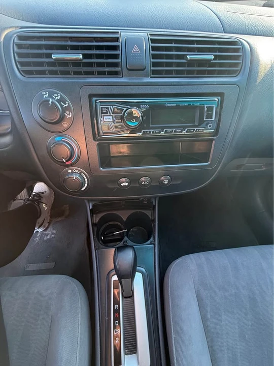 2004 Honda Civic 7th Gen - Image 7 of 13