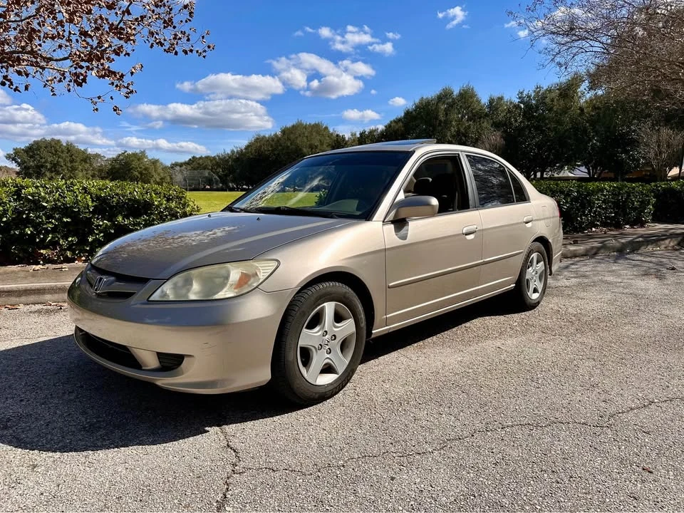 2004 Honda Civic 7th Gen - Image 2 of 13
