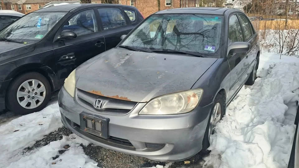 2004 Honda Civic 7th Gen - Image 2 of 7