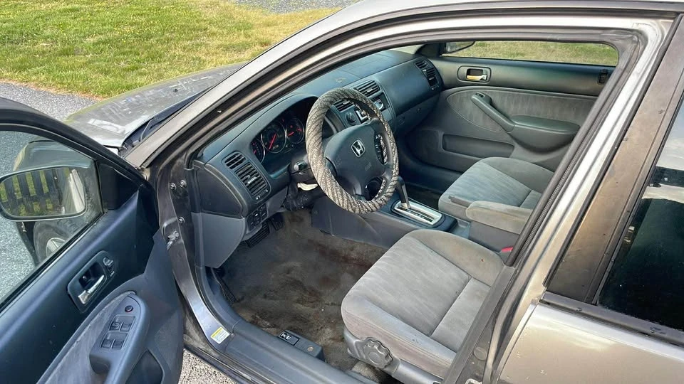 2004 Honda Civic 7th Gen - Image 11 of 11