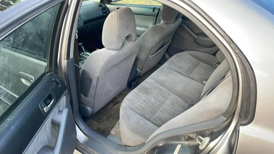 2004 Honda Civic 7th Gen - Image 9 of 11