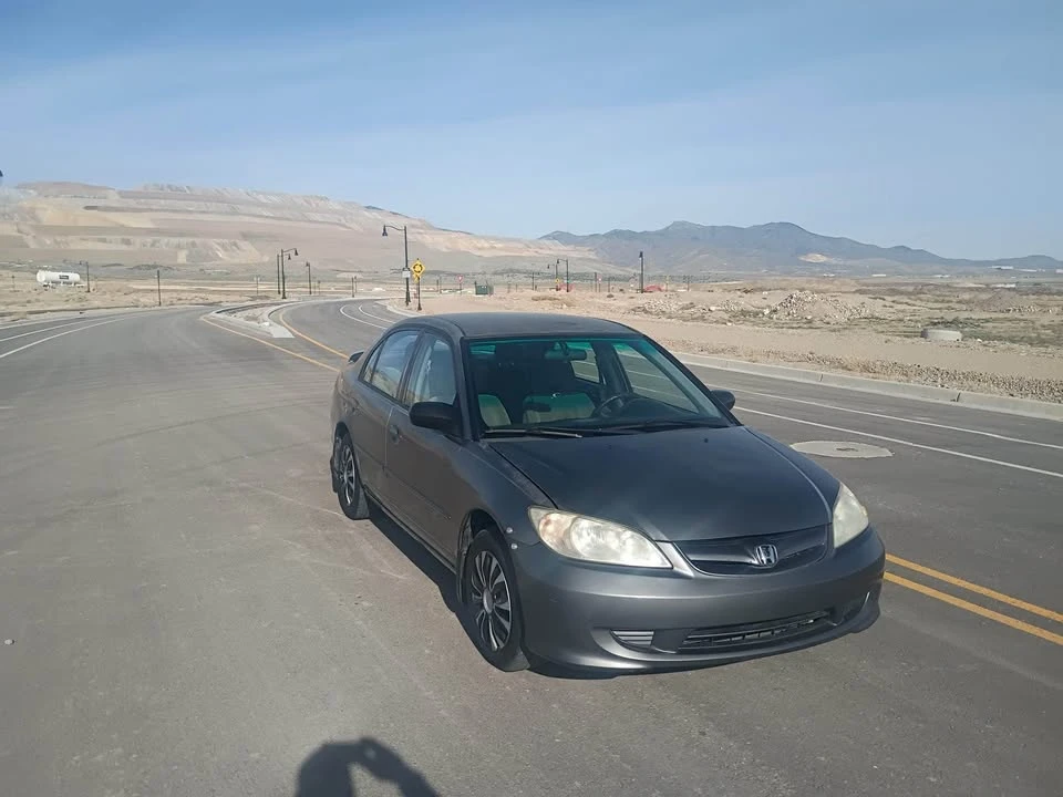 2004 Honda Civic 7th Gen - Image 4 of 9