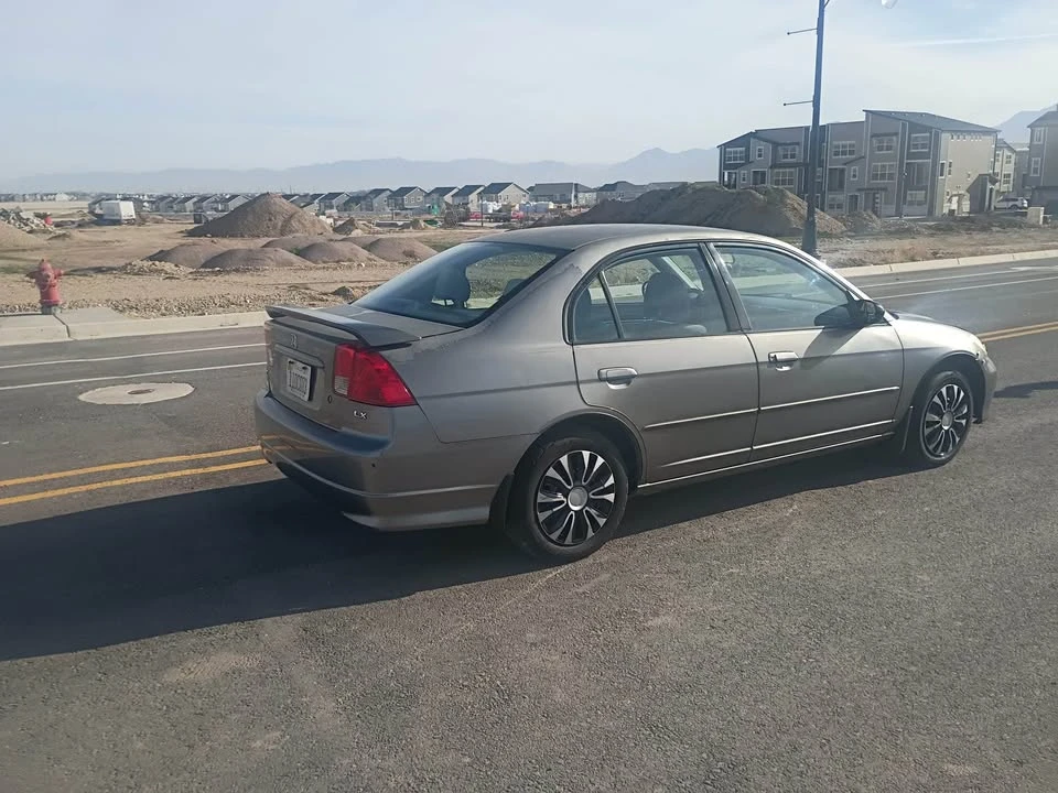 2004 Honda Civic 7th Gen - Image 8 of 9